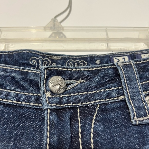 Miss Me Boot Cut Size 31 Bling Denim Jeans Distressed Roses Leather Floral - Picture 6 of 16